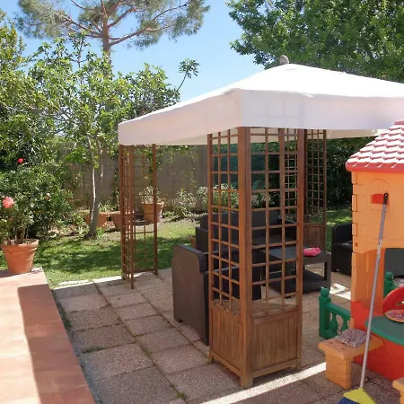 Casetta Il Pino Horská chata Orbetello